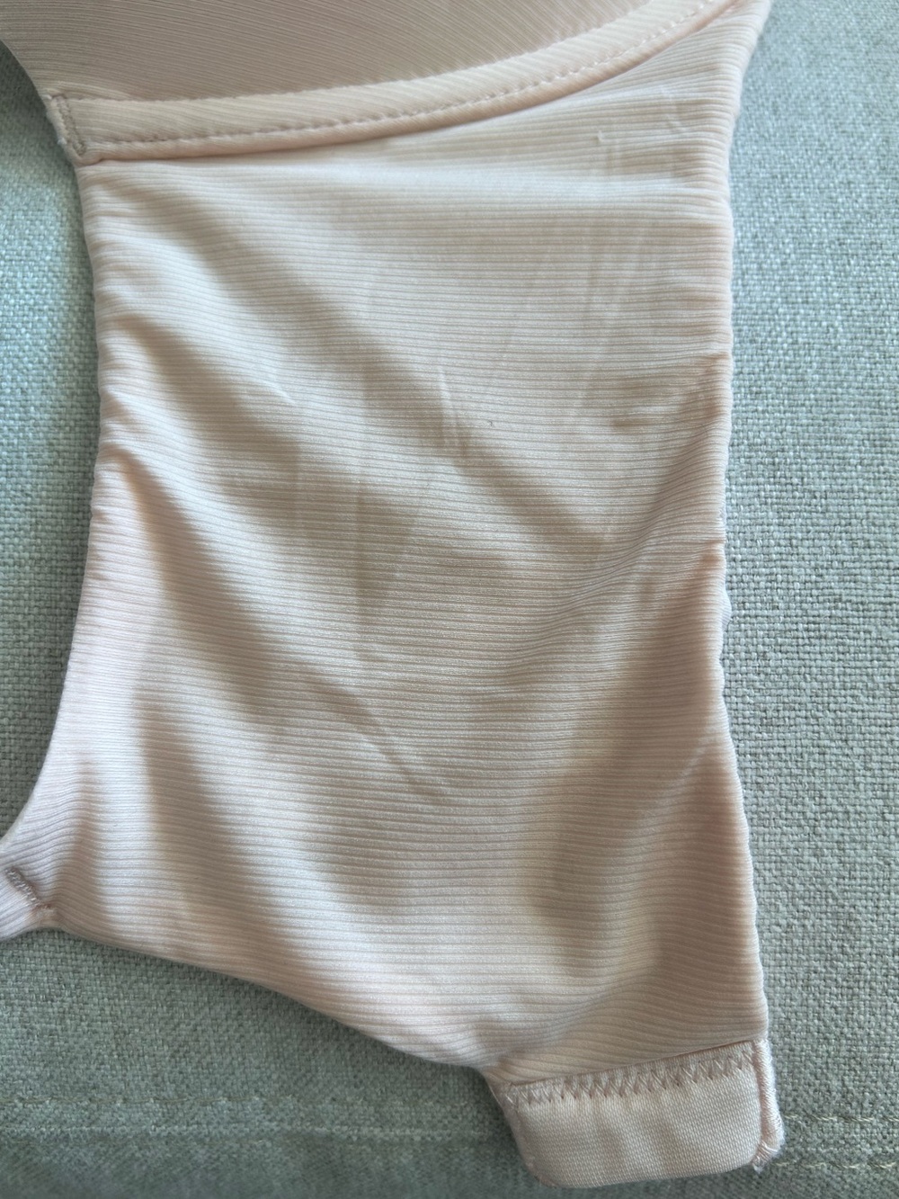 VS Perfect Shape Smooth Micro-Rib Bra Sz 32 DD - Picture 7 of 9
